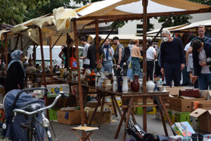 Flohmarkt und Musik-LINDA auf dem Kranoldplatz
