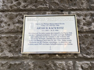 Gedenktafel für Pfarrer Arthur Rackwitz