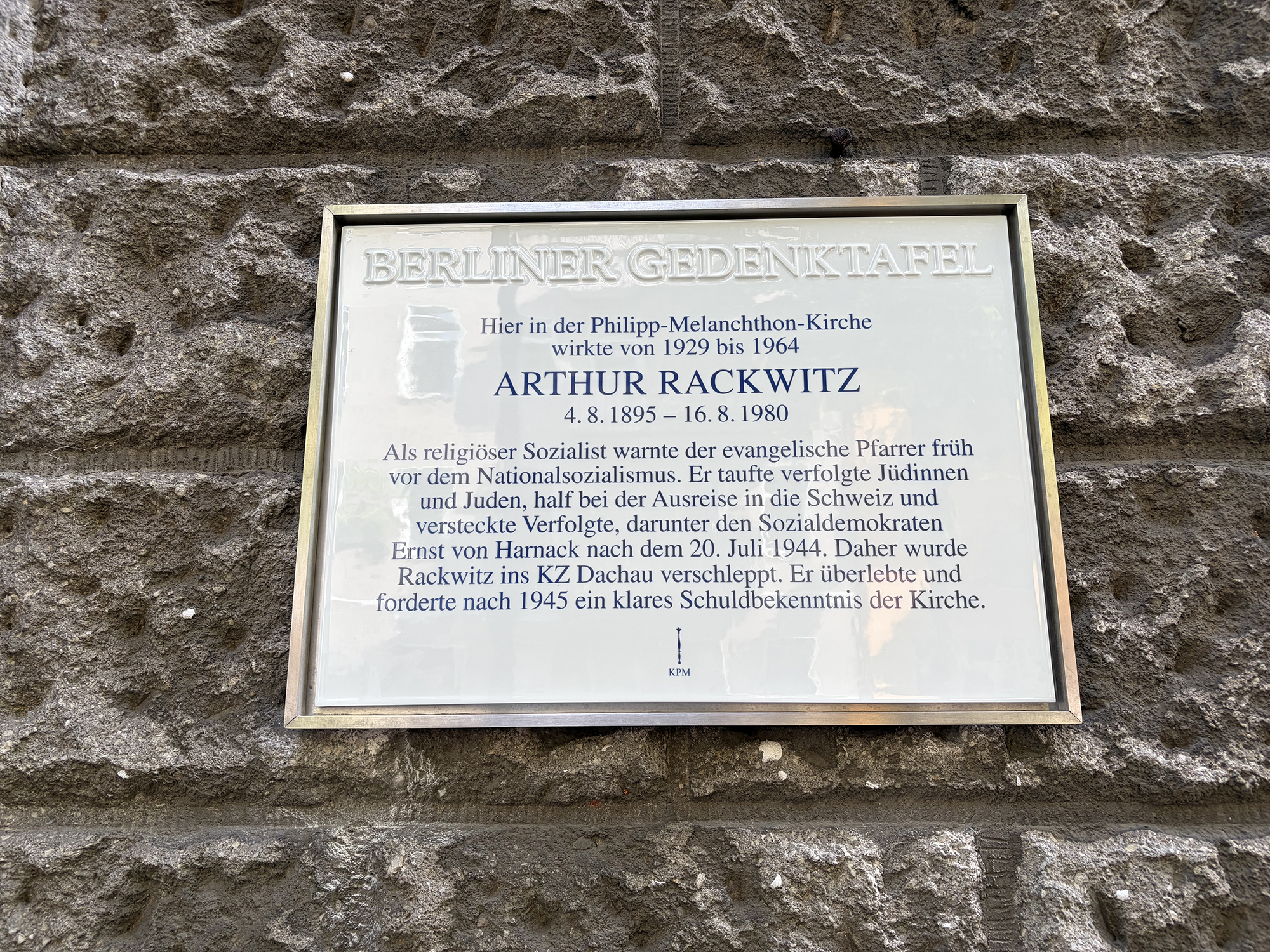 Gedenktafel für Pfarrer Arthur Rackwitz